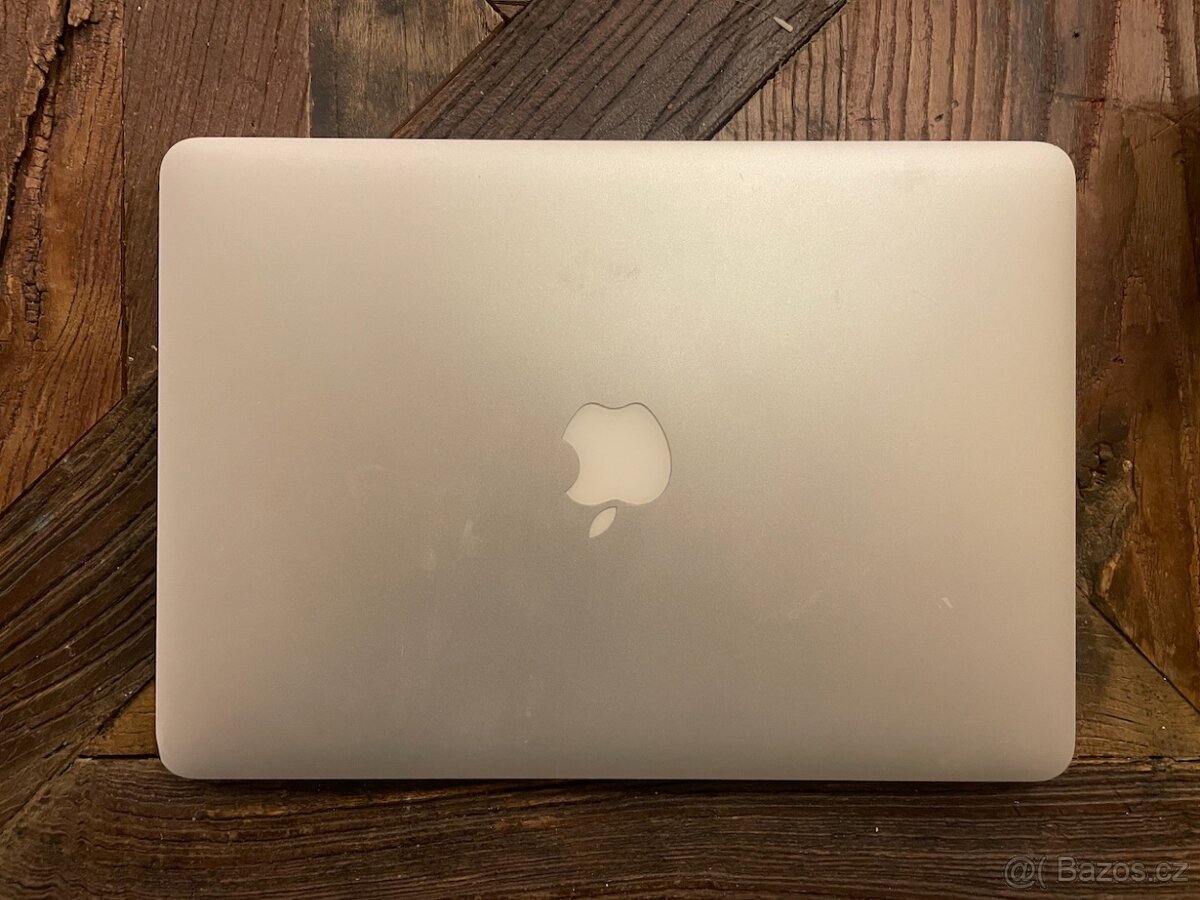 Prodám MacBook Pro 13',3' (2015) i5/16GB/256ssd/NOVÁ BATER - 7