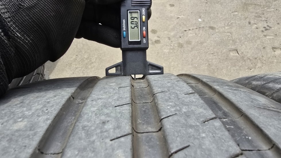 Letní pneu 245/35/20 Michelin - 7