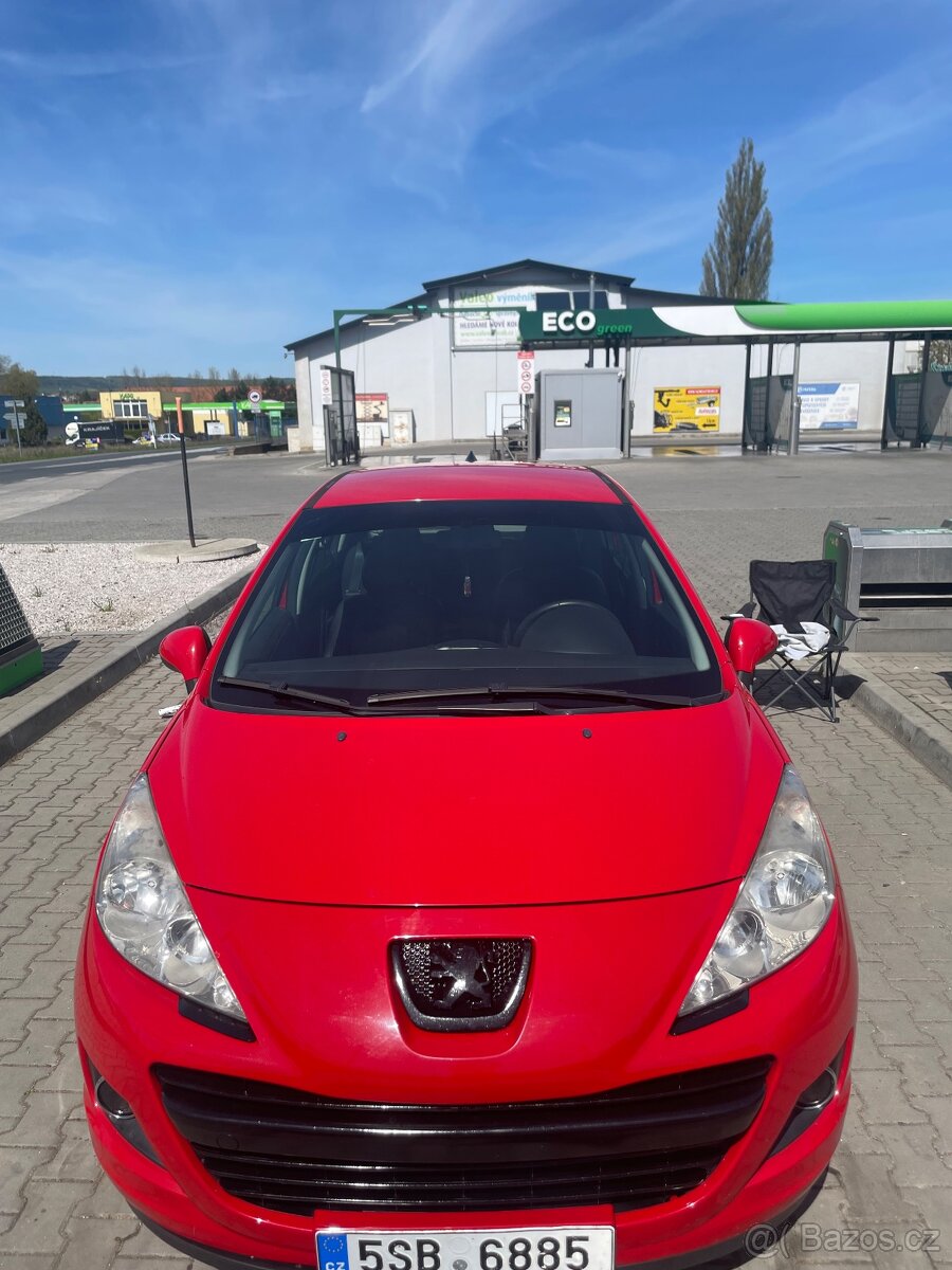 Peugeot 207 1.4i - 7
