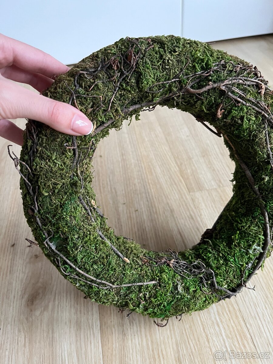 Mechový věnec 27cm - 7
