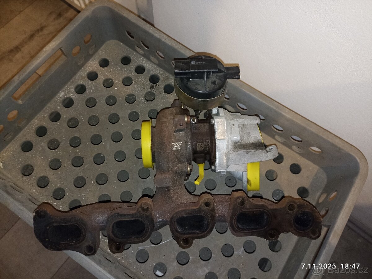 Turbodmychadlo 04L253010B - 7