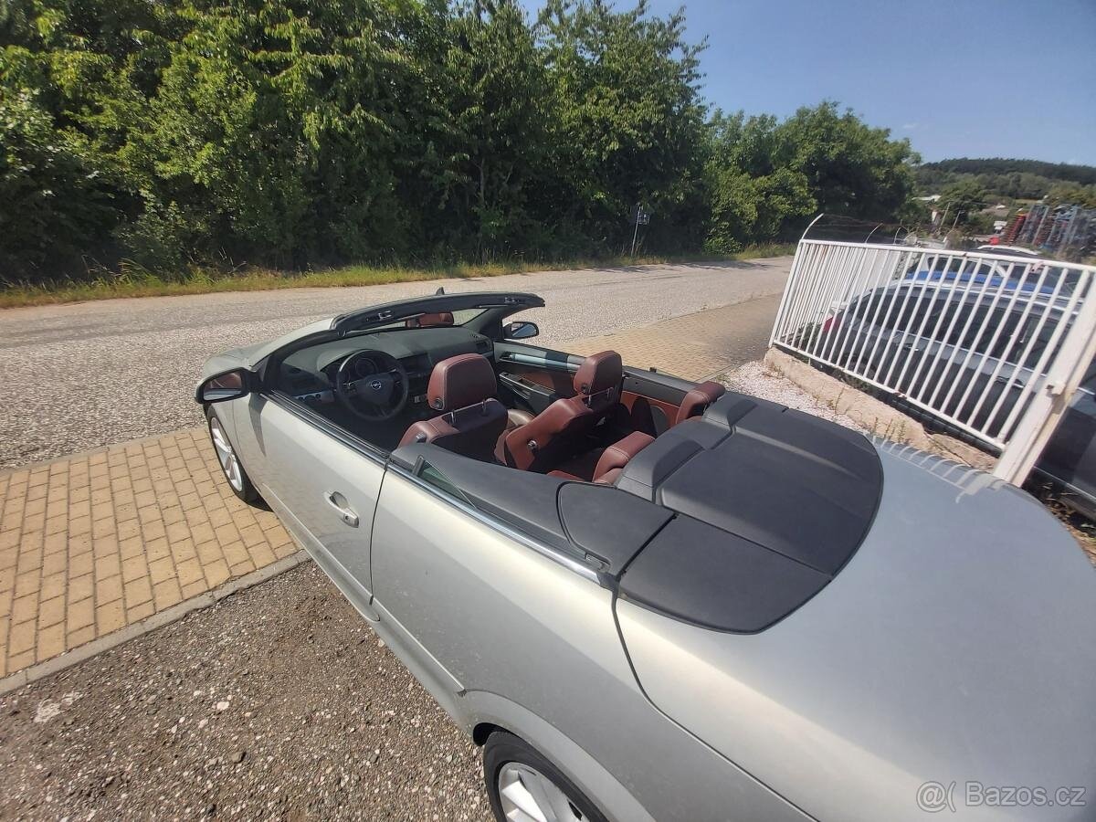 Opel Astra 1.6i Cabrio - 7