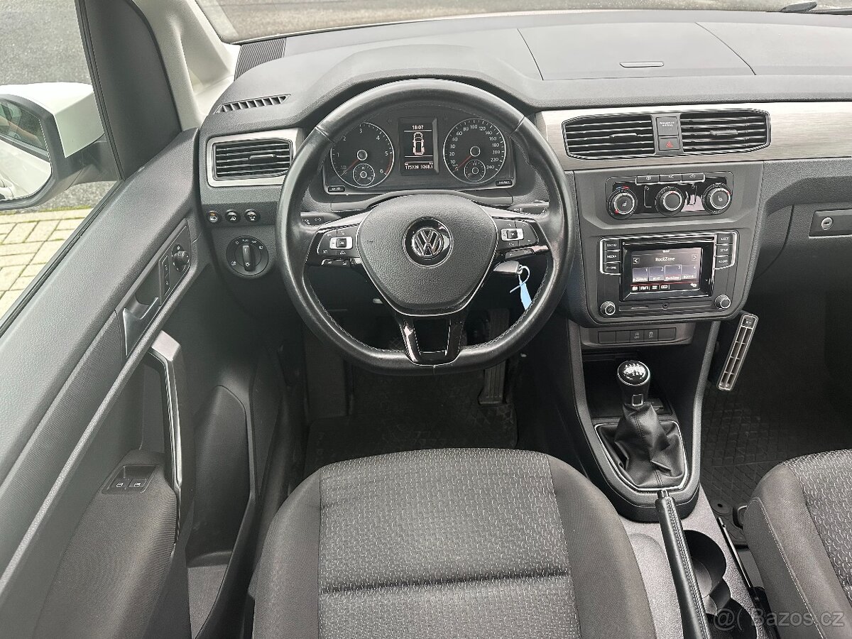 Caddy Maxi 5 míst 4x4 2,0 Tdi 90kW multifunkční volant - 7