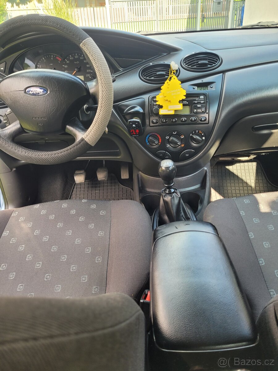 Prodam Ford focus combi 1.8.TDDI 66kw r.v 2005.Posledni výro - 7