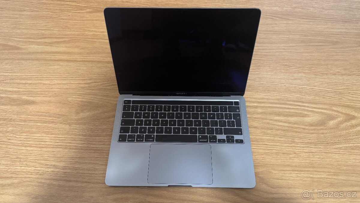 Apple MacBook Pro 13,3", i7, 32GB RAM, 1TB SSD - 7