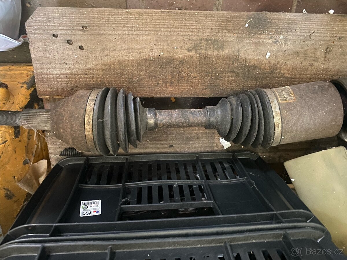 Jeep Cherokee 2,8L CRD 2007 najeto 180 000km - 7