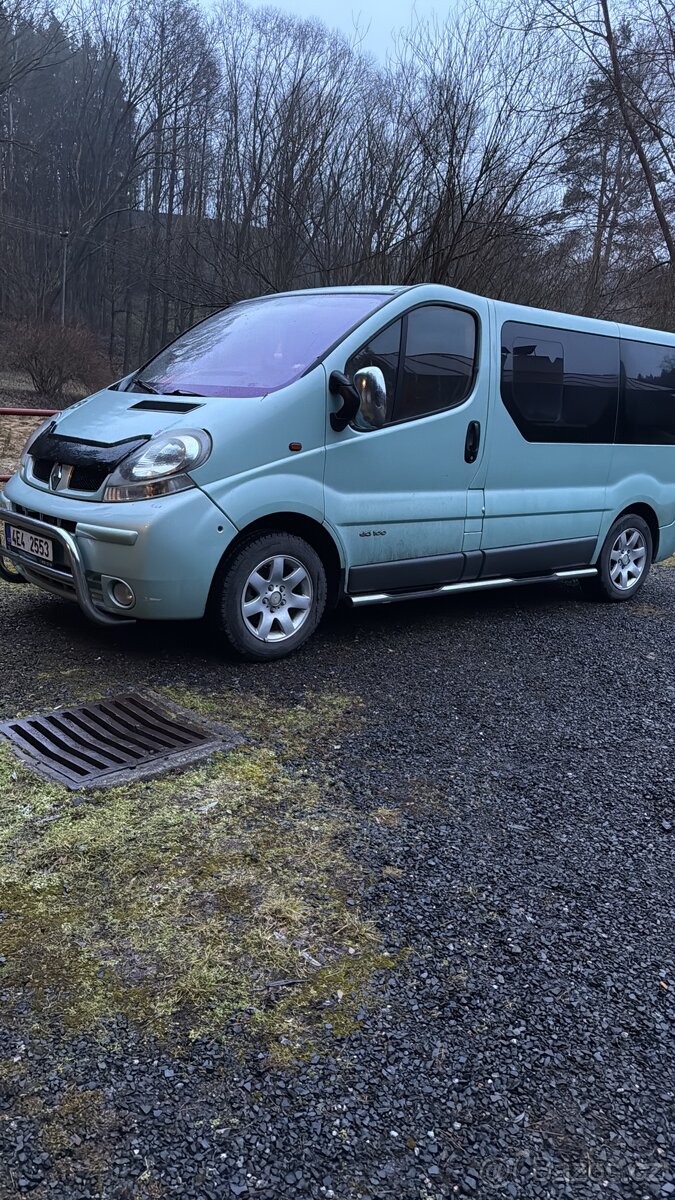 Renault TRAFIC 1,9 minibus 9míst - 7