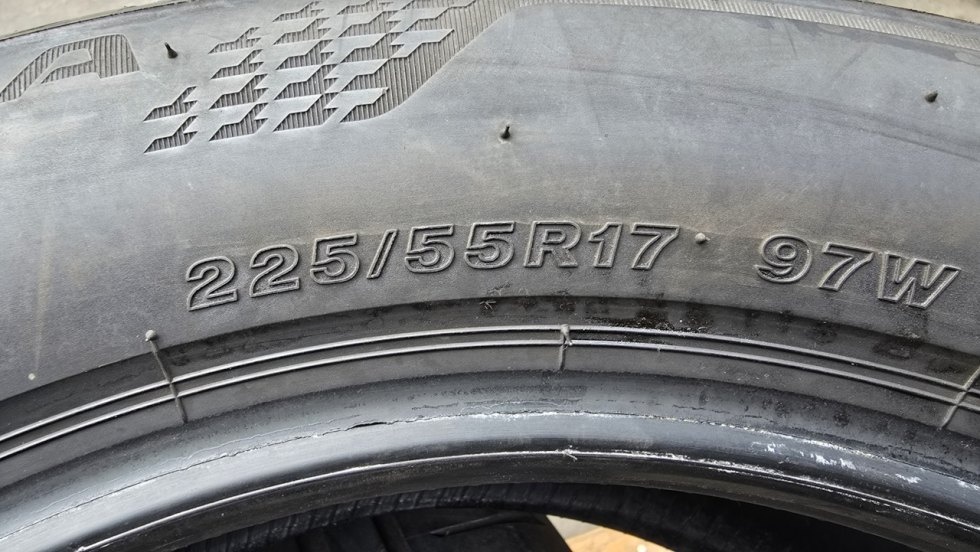 Letní pneu 225/55/17 Bridgestone - 7
