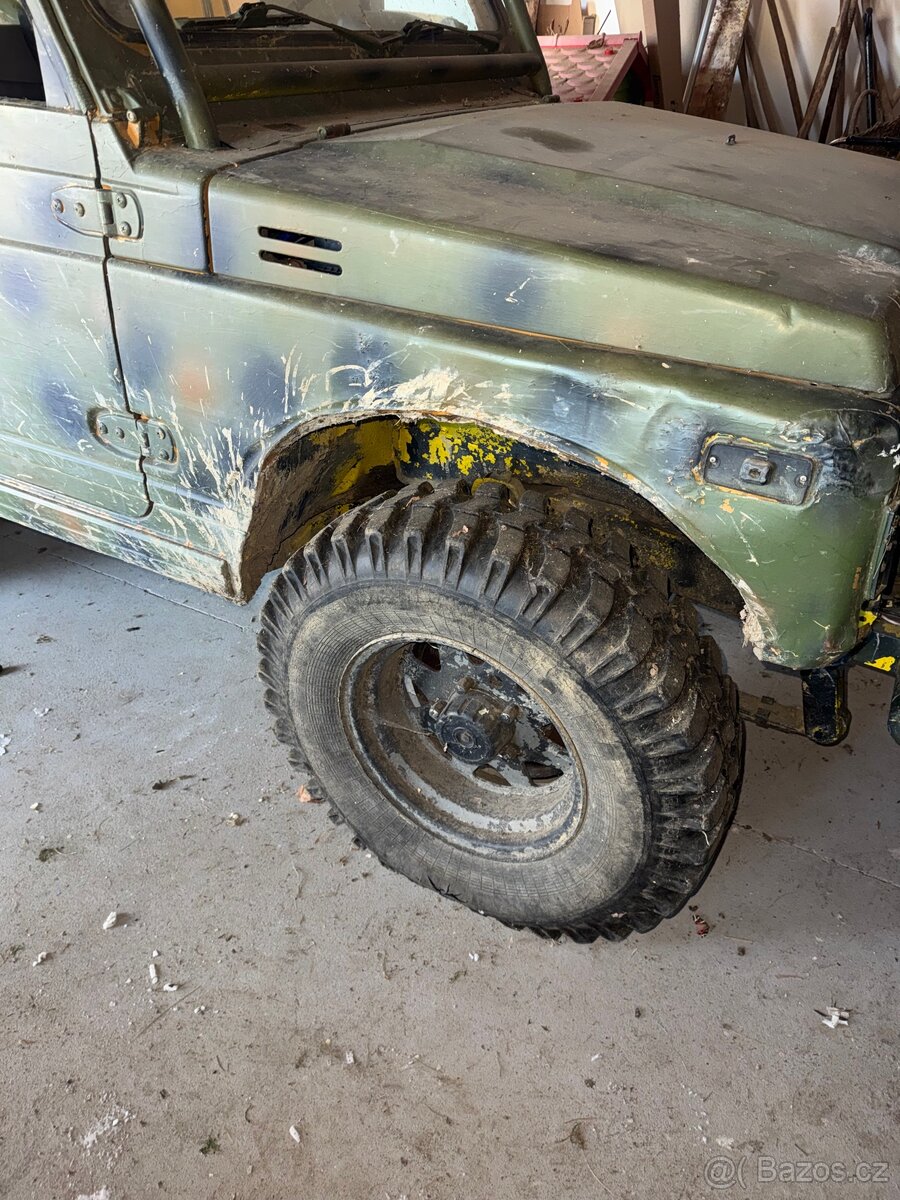 Suzuki Samurai - 7