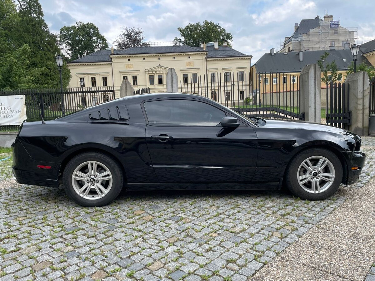 Ford Mustang 3.7 v6 224kw - 7