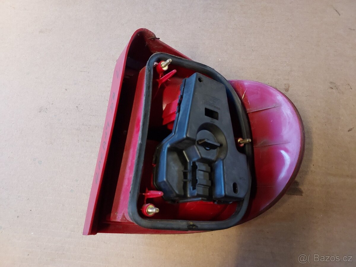 zadní světla Galaxy 1 - 7