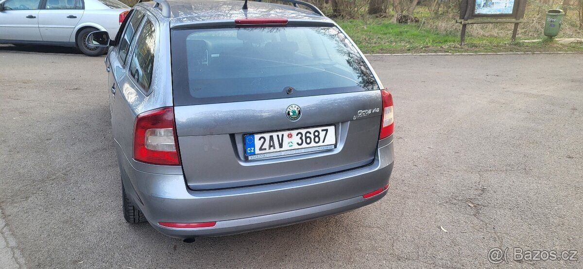 Octavia combi 2.0 TDI 103kW elegance facelift - 7