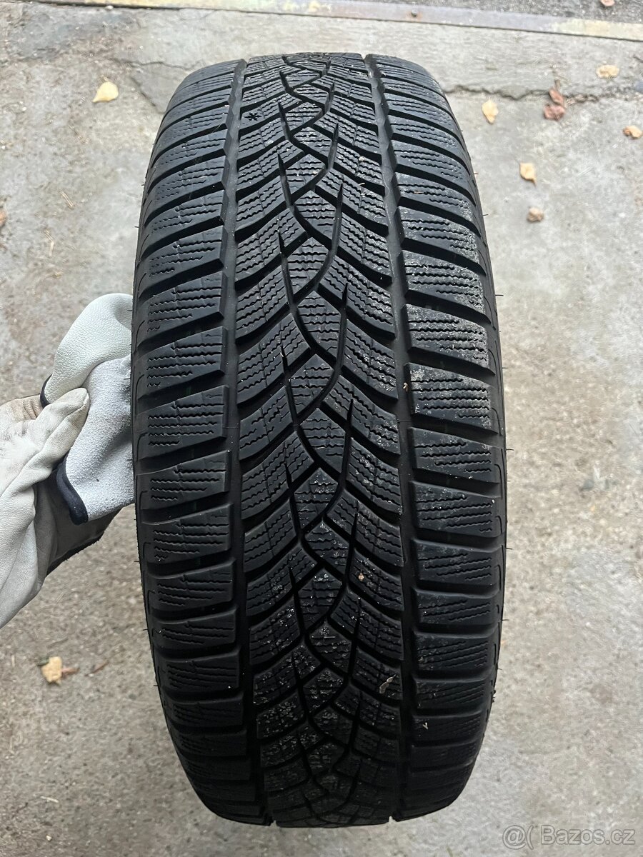 Zimní sada Alu kol Triton, 5x112 R17 - 7