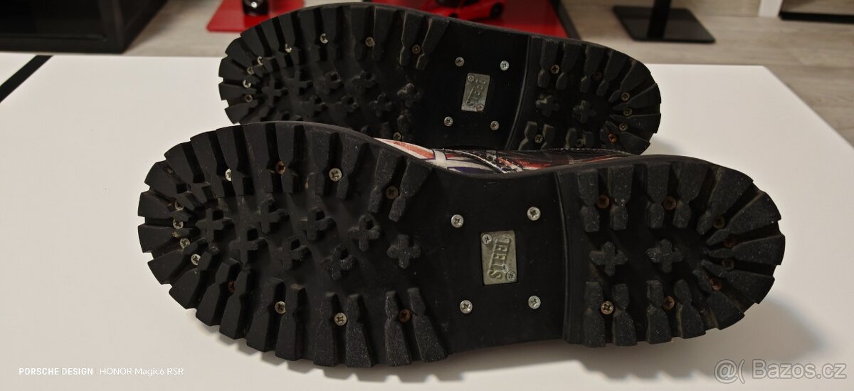 STEEL London Edition Vel. 11 jako nové - 7