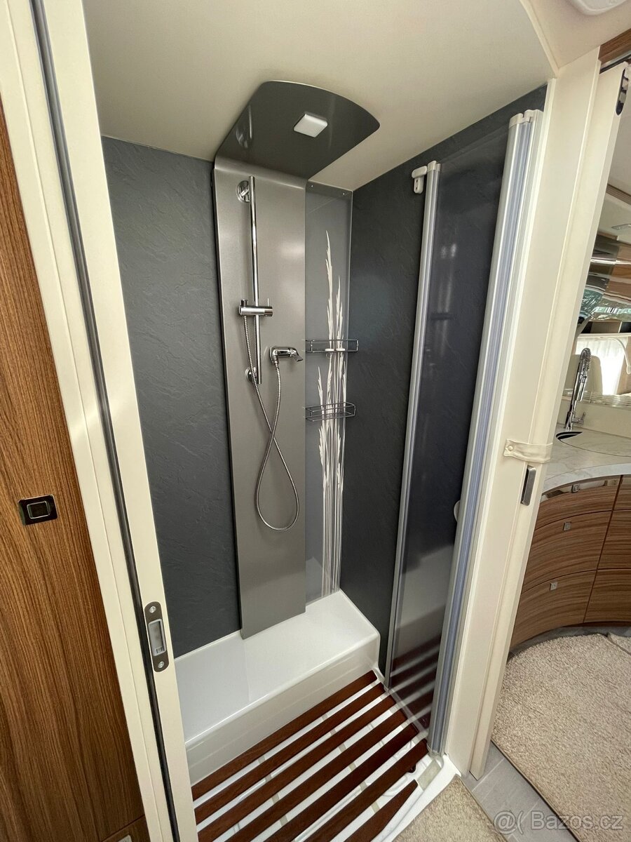 Integrovaný obytný automobil EuraIntegra 890 EB - 7