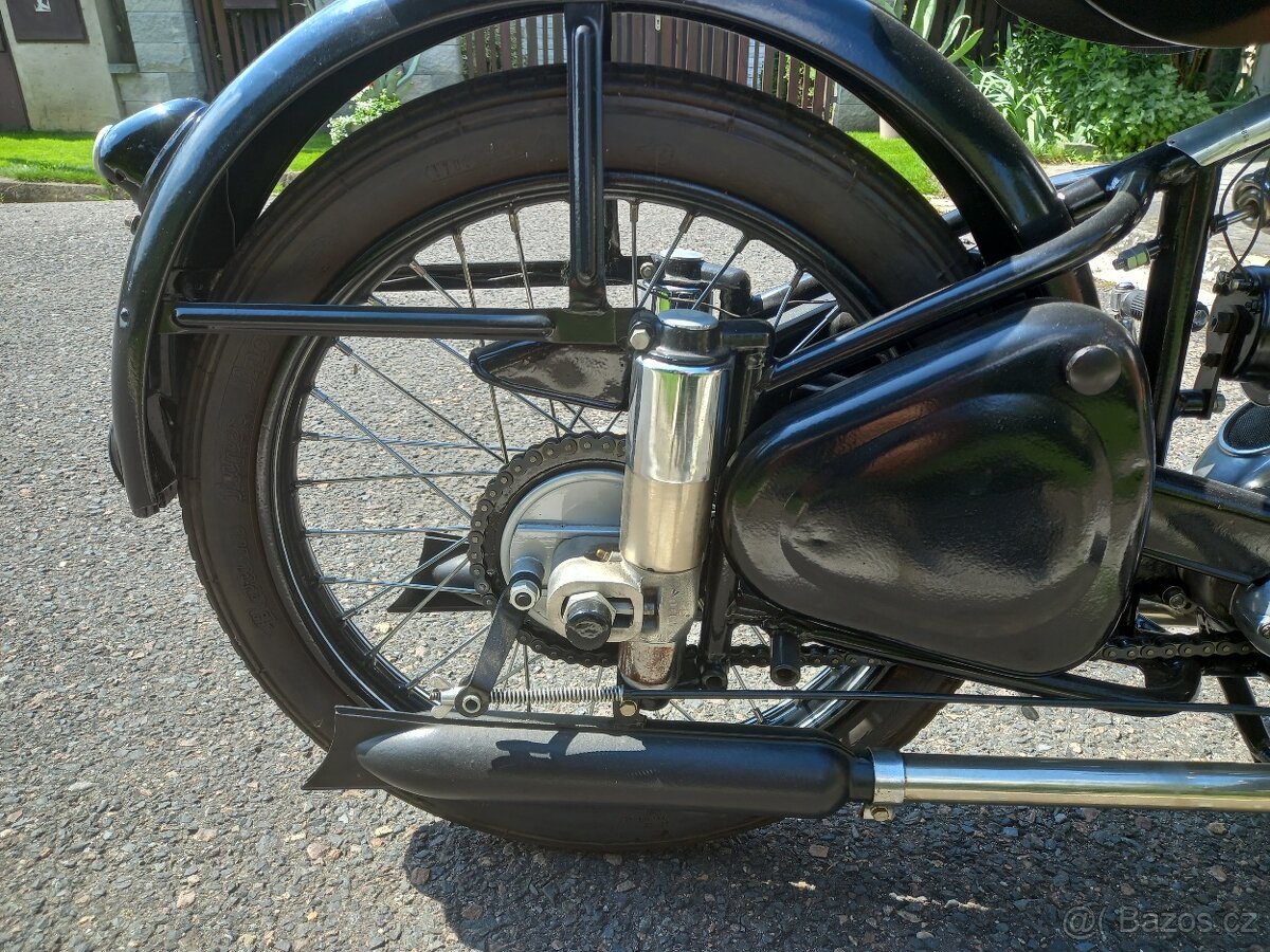 ČZ 150 C, rok výroby 1951, krásná, plně funkční - 7