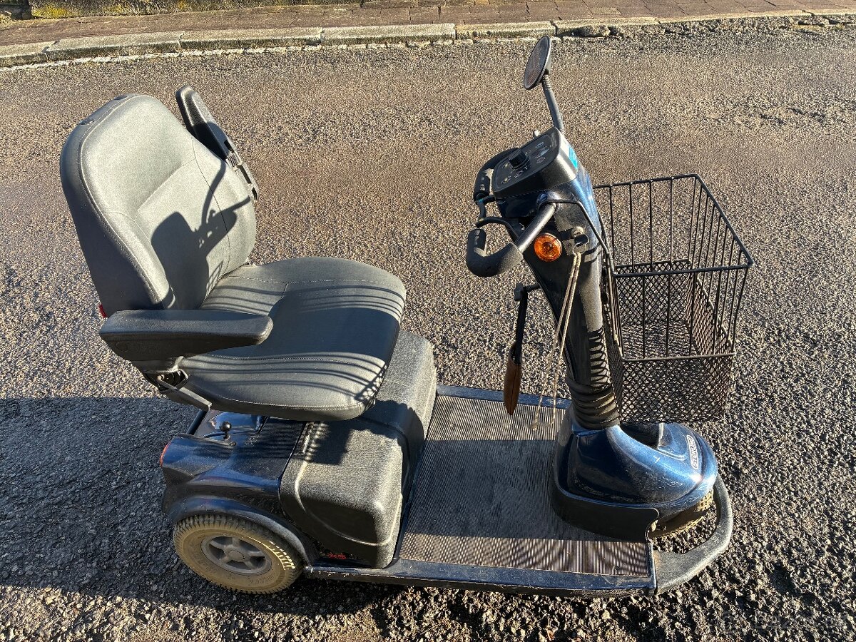 Elektrická tříkolka/invalidní vozík STERLING ELITE XS - 7