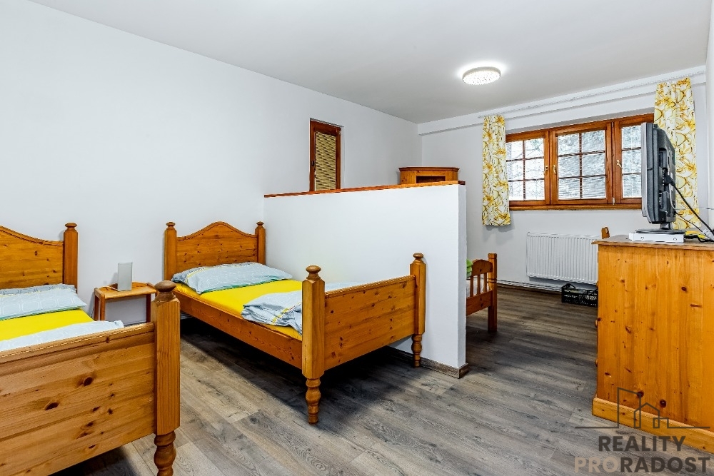 Zavedený penzion v Chlumu u Třeboně s restaurací na krásném - 7