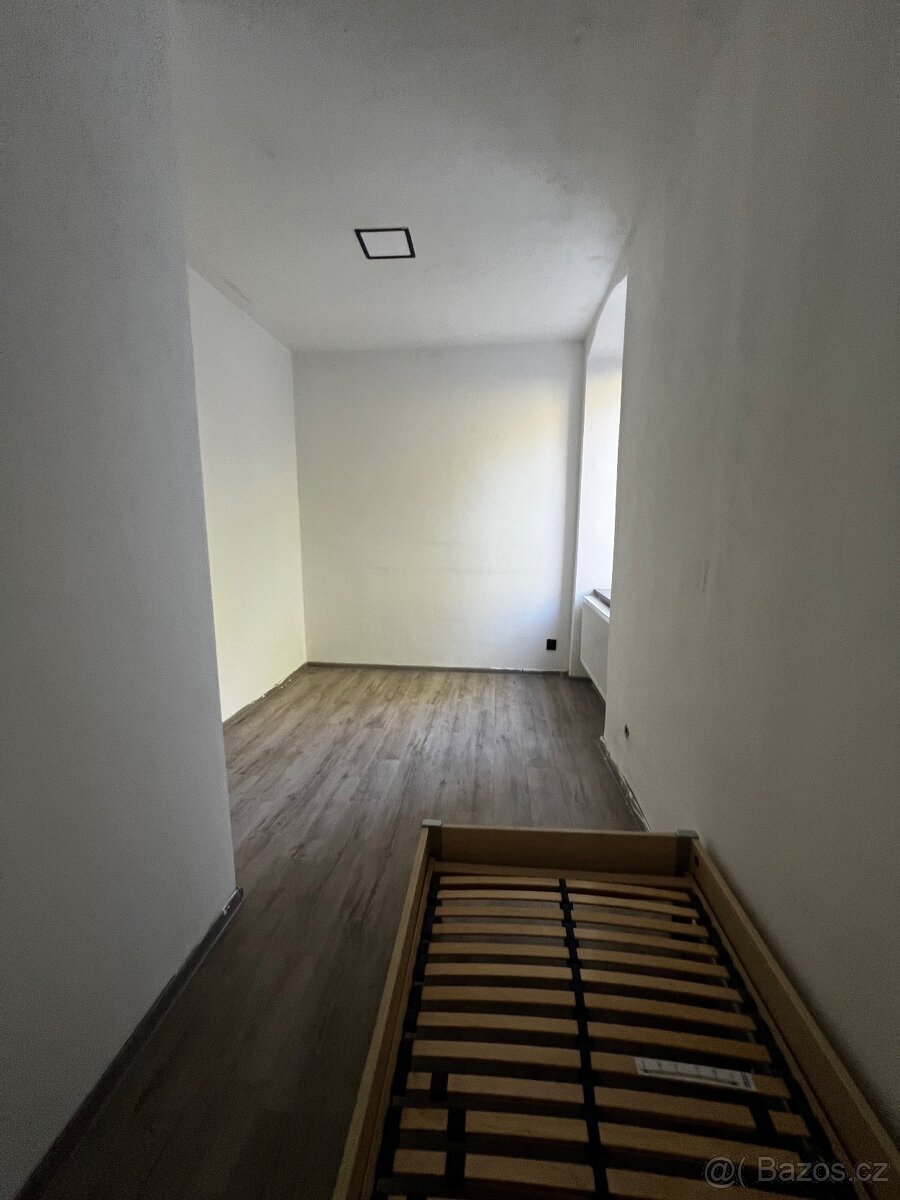 Byt k pronájmu 3kk - 7
