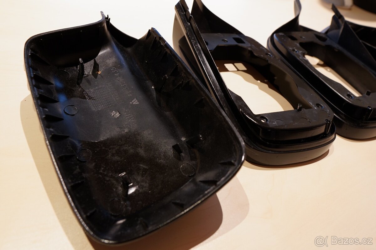 BMW E46 Coupe - kompletní kryt zrcátek L+P (rám + kryt) - 7