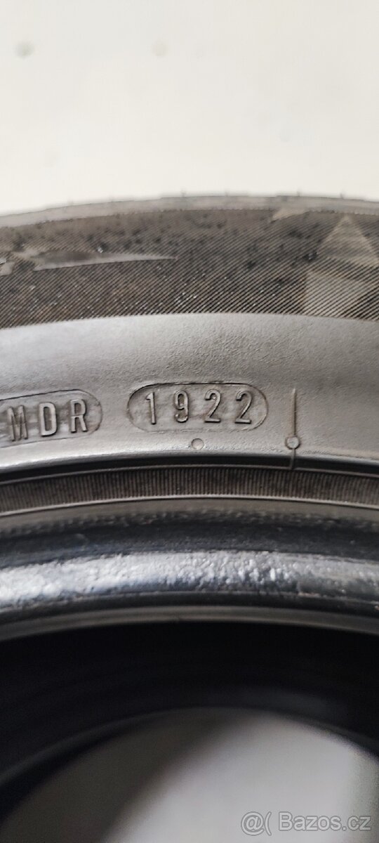 2ks 225/55/17 Nexen Winguard sport, DOT 1922, vzorek 7.7mm. - 7