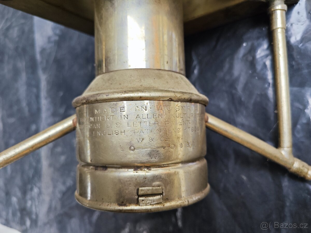 Wiktorinova lihová lampa - 7