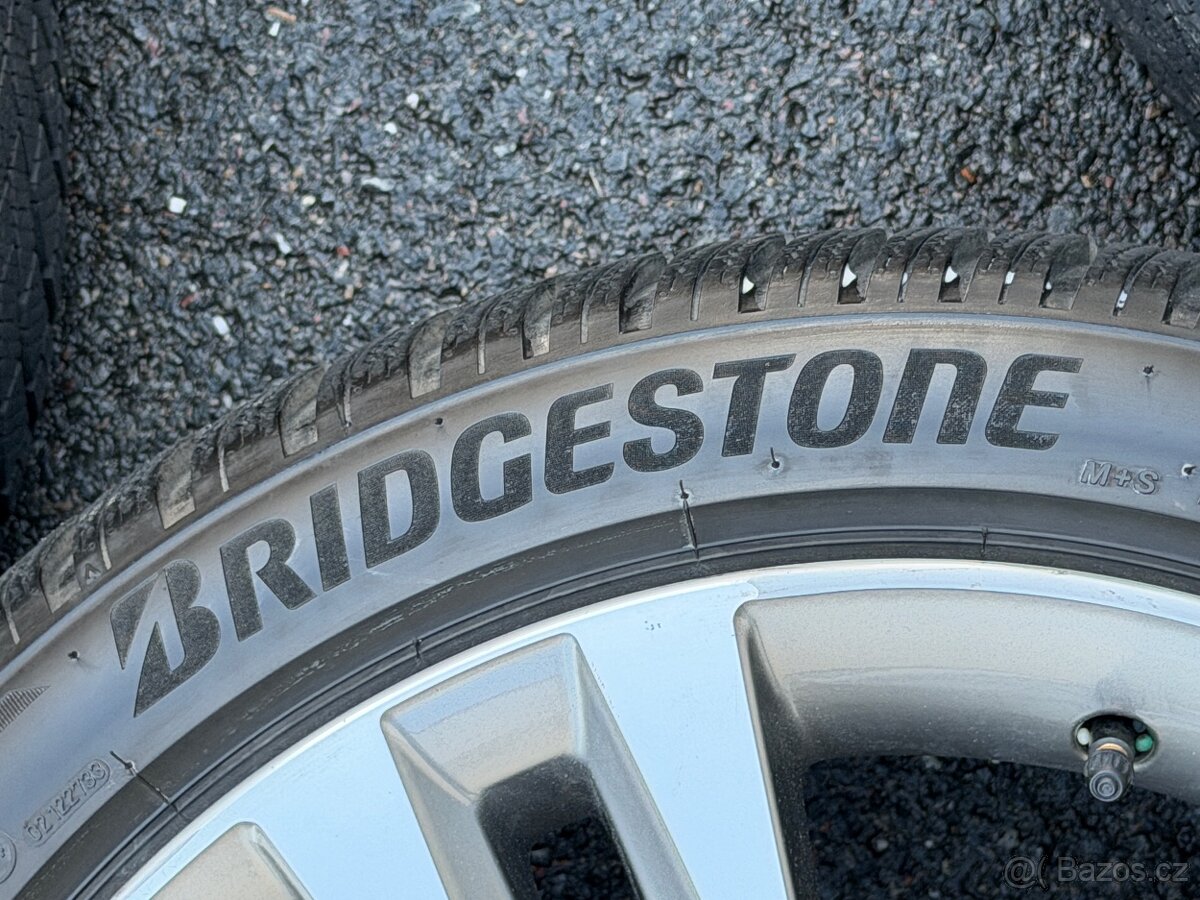 Bmw R18 5x120 Zimní Bridgestone 225/45 R18 7,5mm - 7