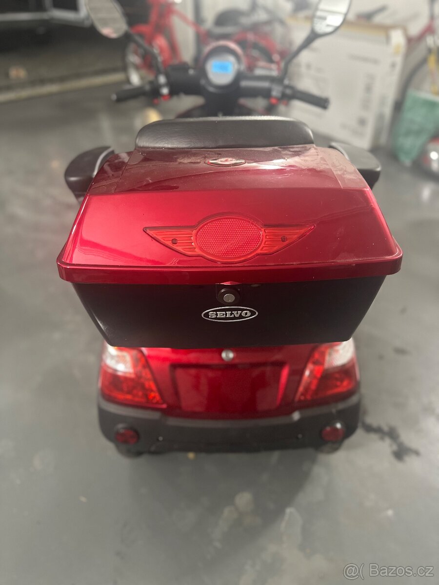 Čtyřkolový elektrický invalidní vozík - 7