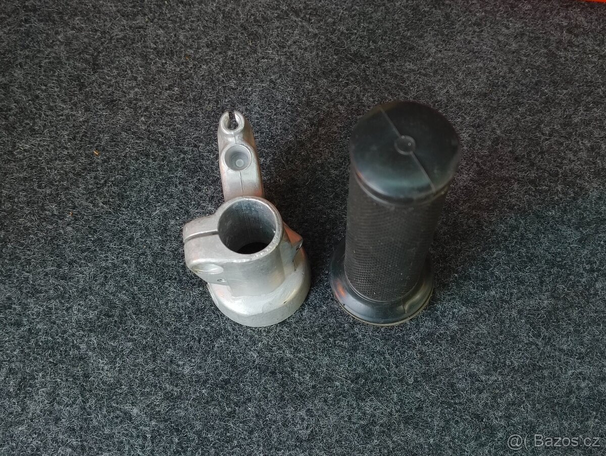 Nepoužitá originální objímka ČZ držák páček plyn ČZ 477 471 - 7