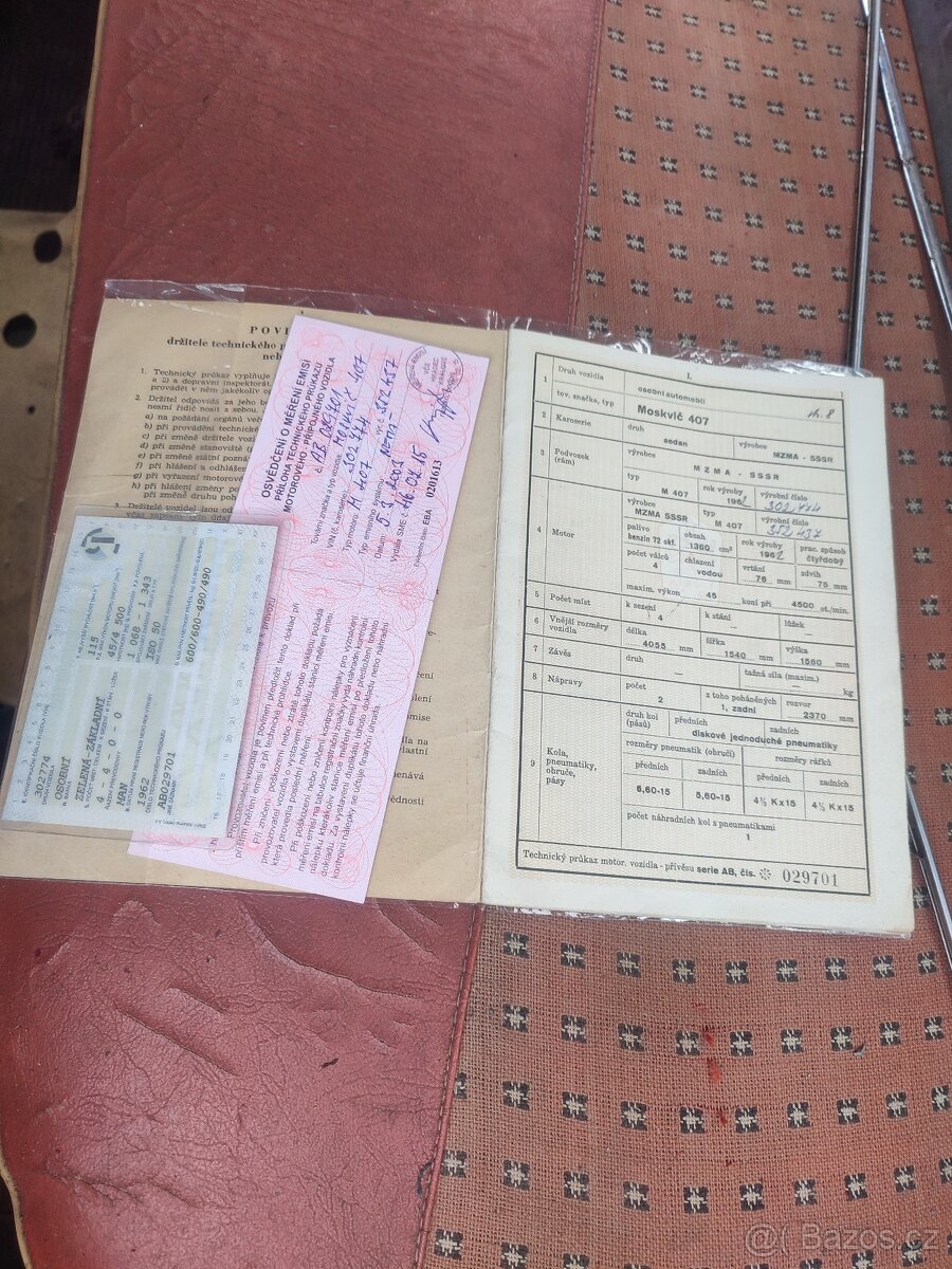 Moskvič 407 - 7