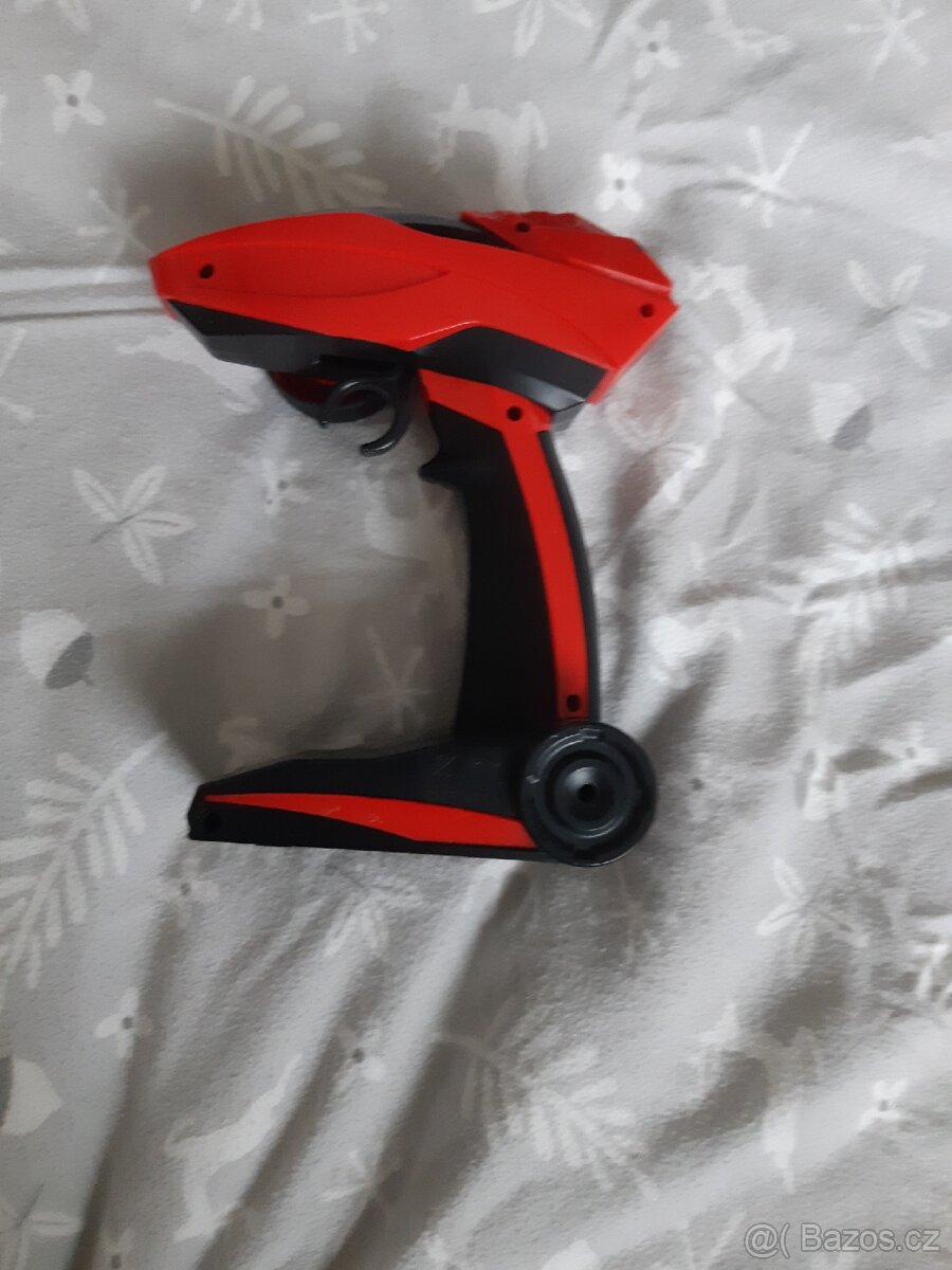 Auto na ovládání - 7