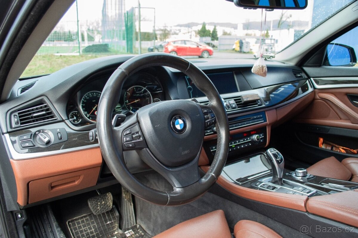 BMW Rad 5 F11 Touring 530d xDrive - 7