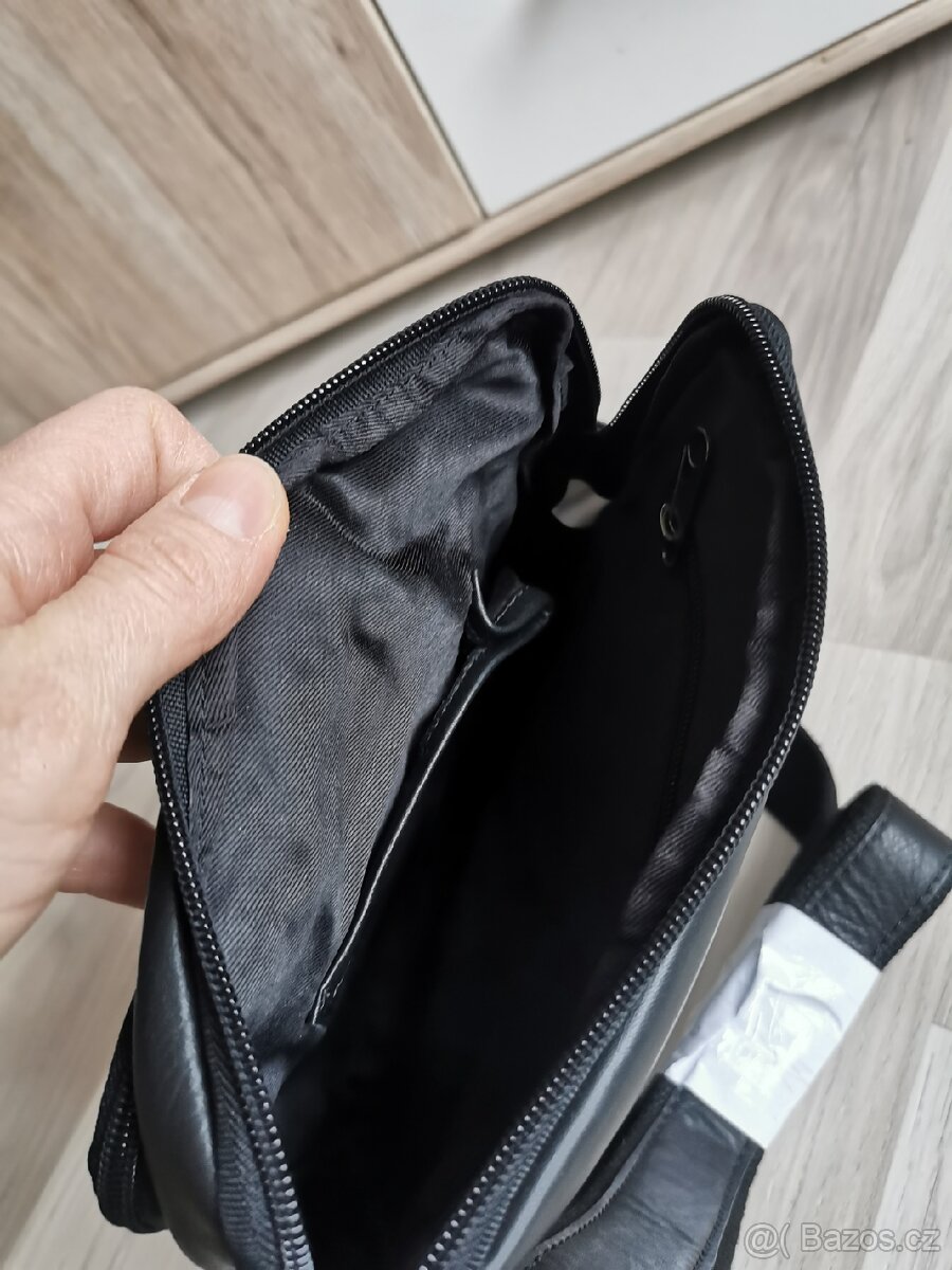 Pánská kožená taška přes rameno SendiDesign Bente černá - 7
