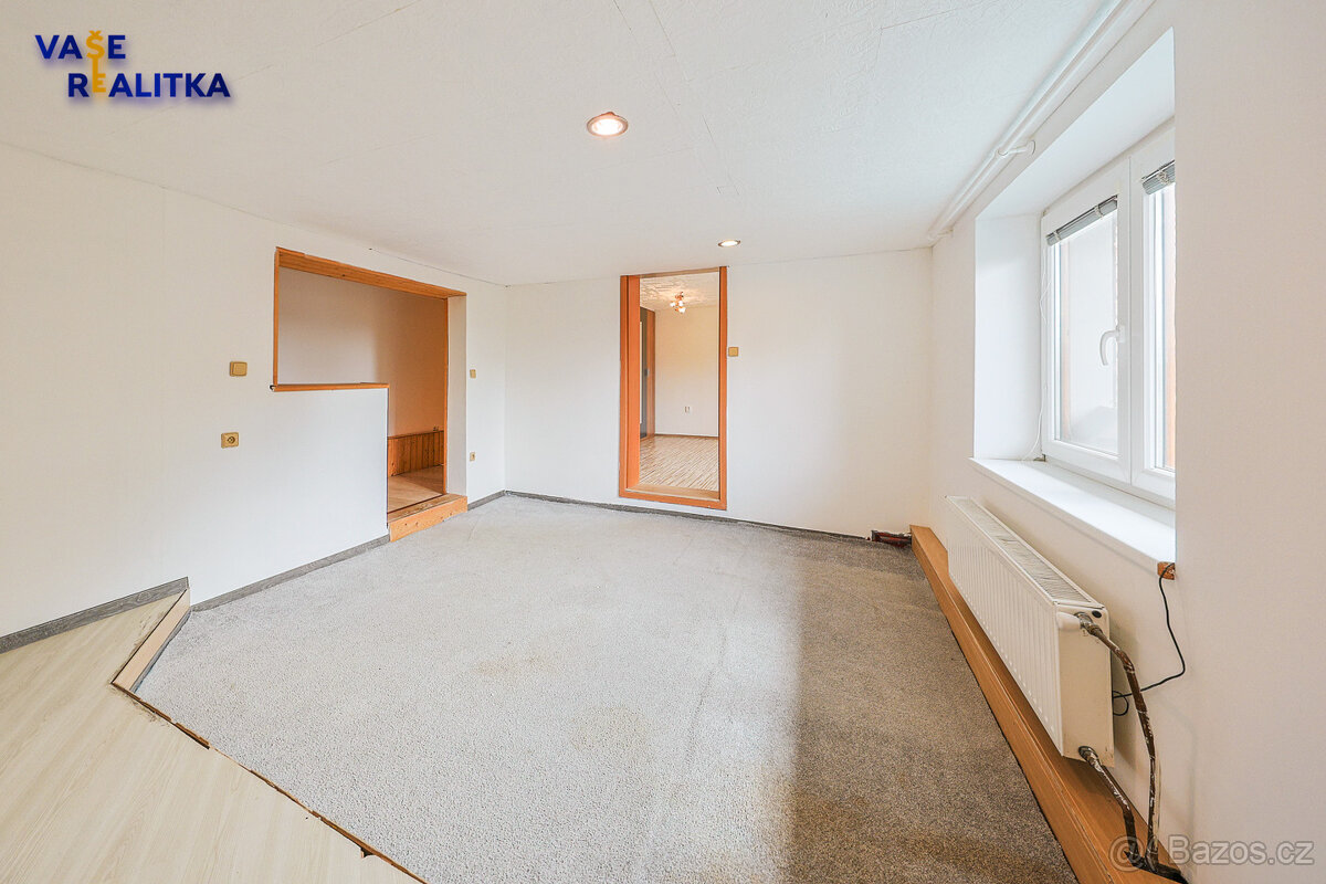 Pronájem, rodinný dům, Valšovice - 7