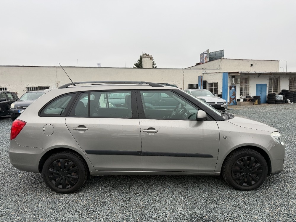 Škoda Fabia Combi 1.6i 16V - 7