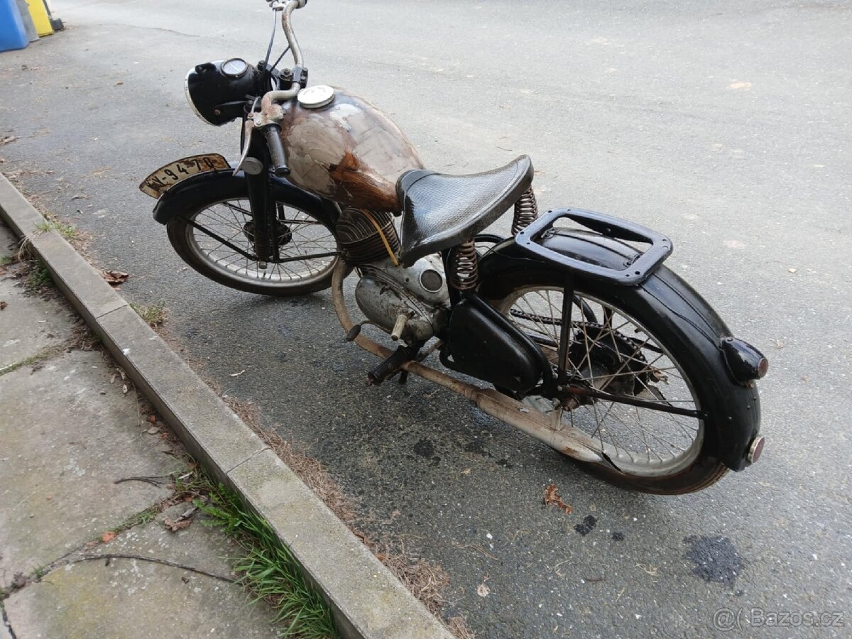 ČZ 150C neodpružená - 7