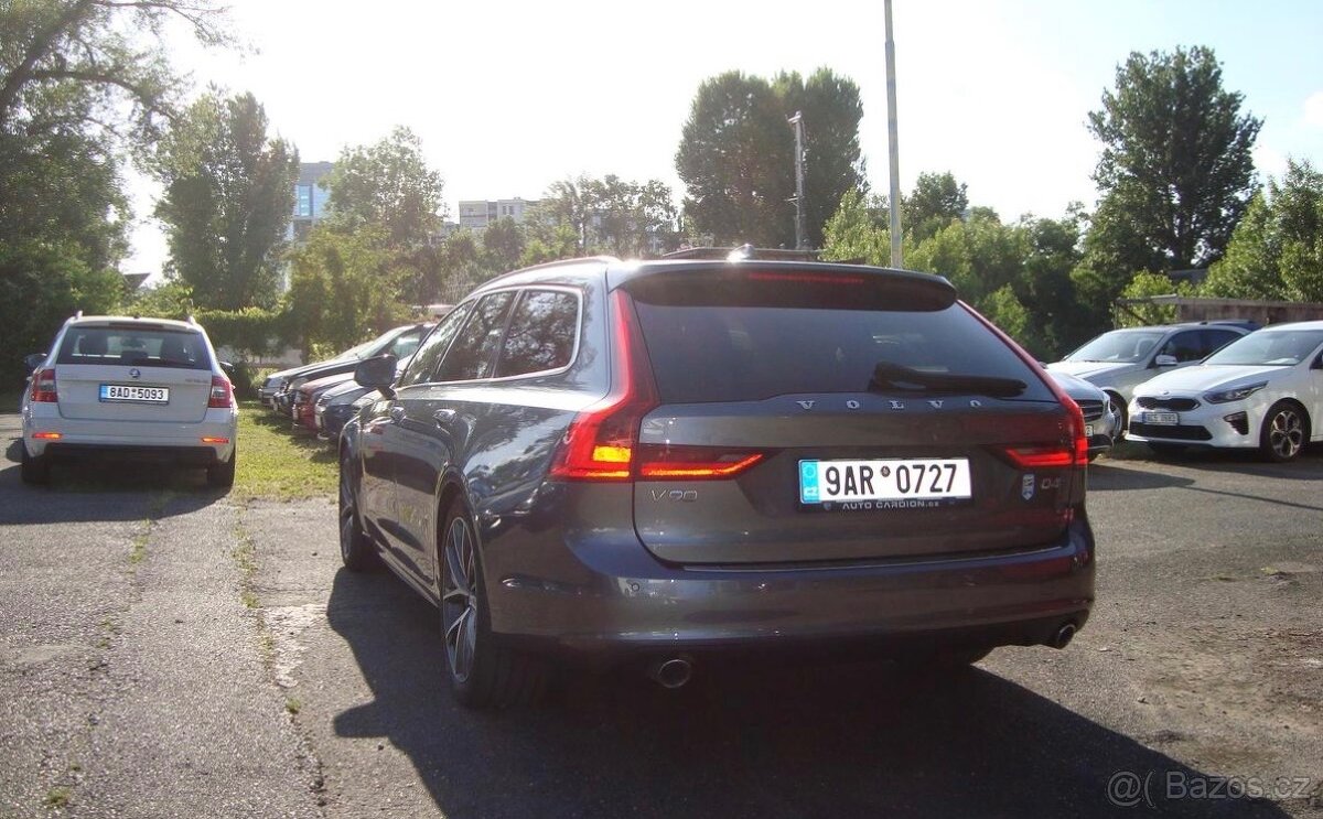 Volvo V90 D4 AWD,2.Maj.Pravidelný servis - 7
