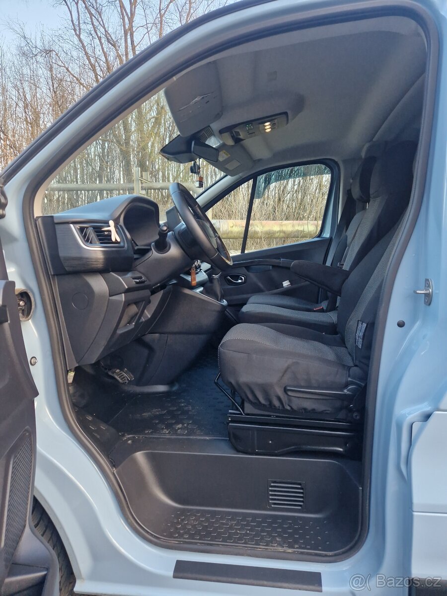 RENAULT TRAFIC 9 MÍST - 1/2025 - 22.000 KM - 7