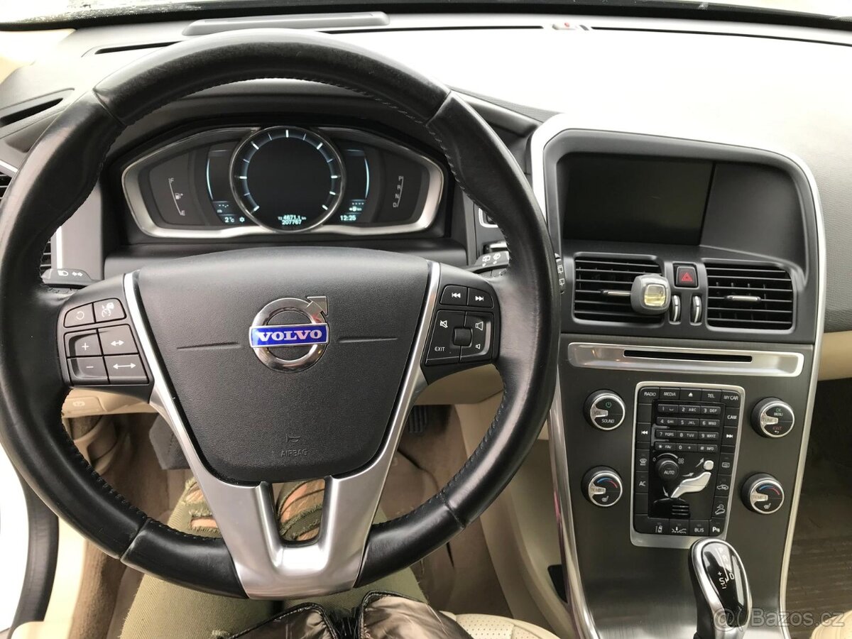 Volvo xc 60 D5 - 7
