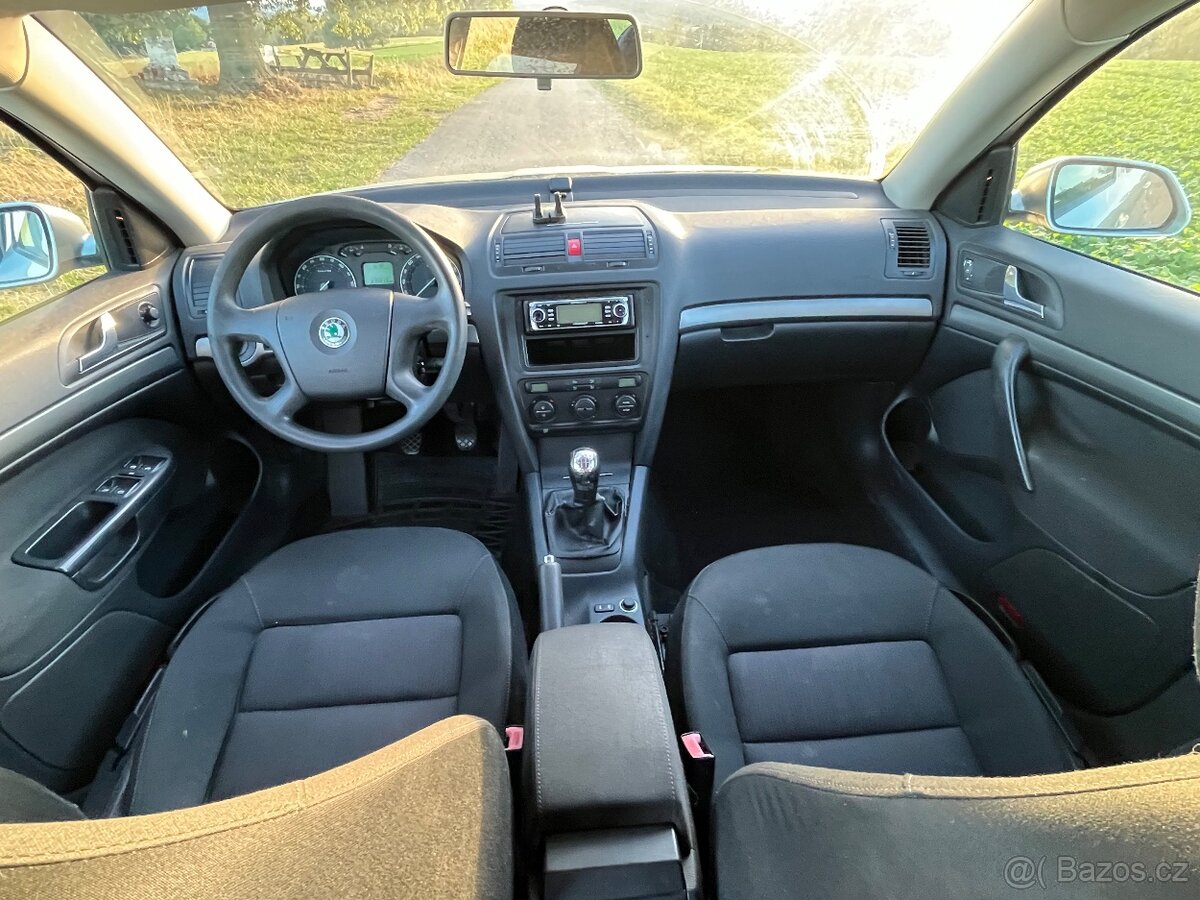 Škoda octavia 2 2.0 TDi 103kw - 7