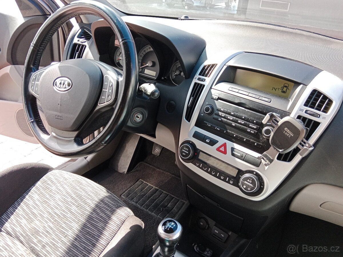 Kia Ceed 1.4, 80 kW, benzín, hatchback - 7