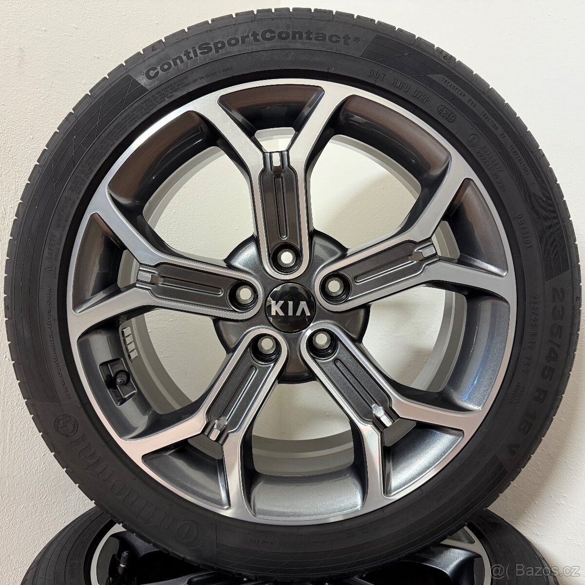 KIA XCEED 5x114,3 ET45+LETNÍ 235/45R18 6mm - 7