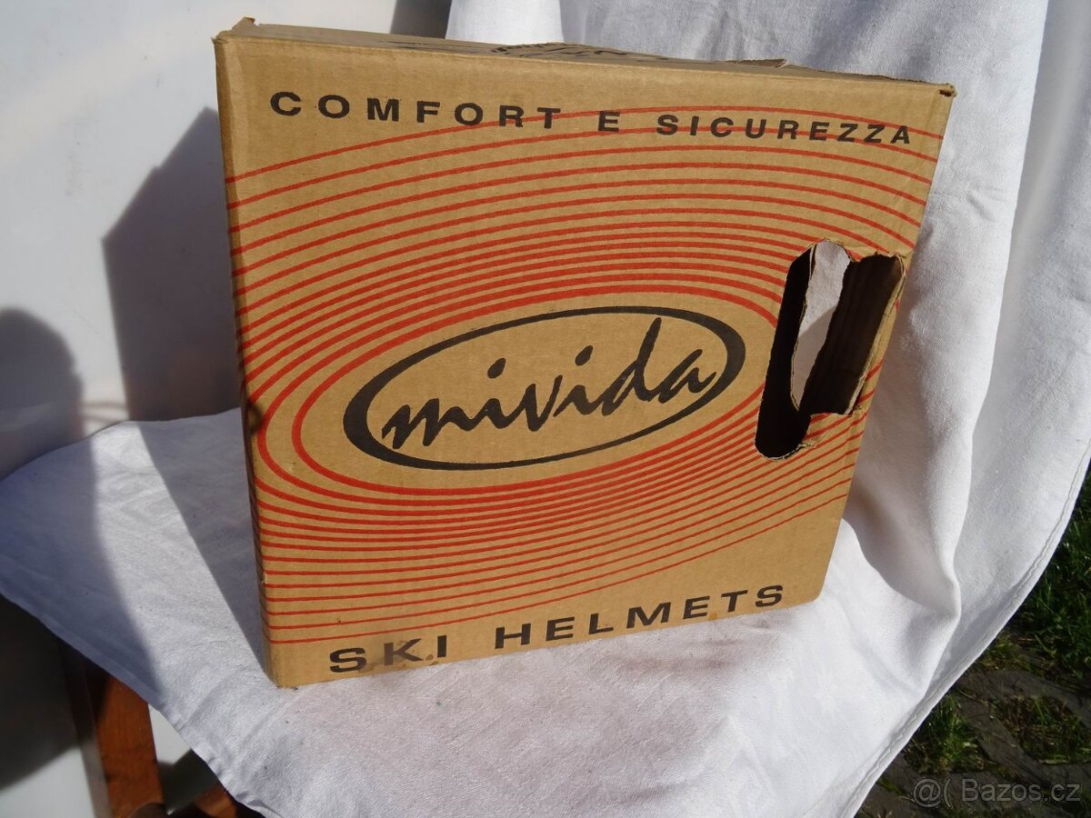 Dětská lyžařská přilba , velikost 48. - 7