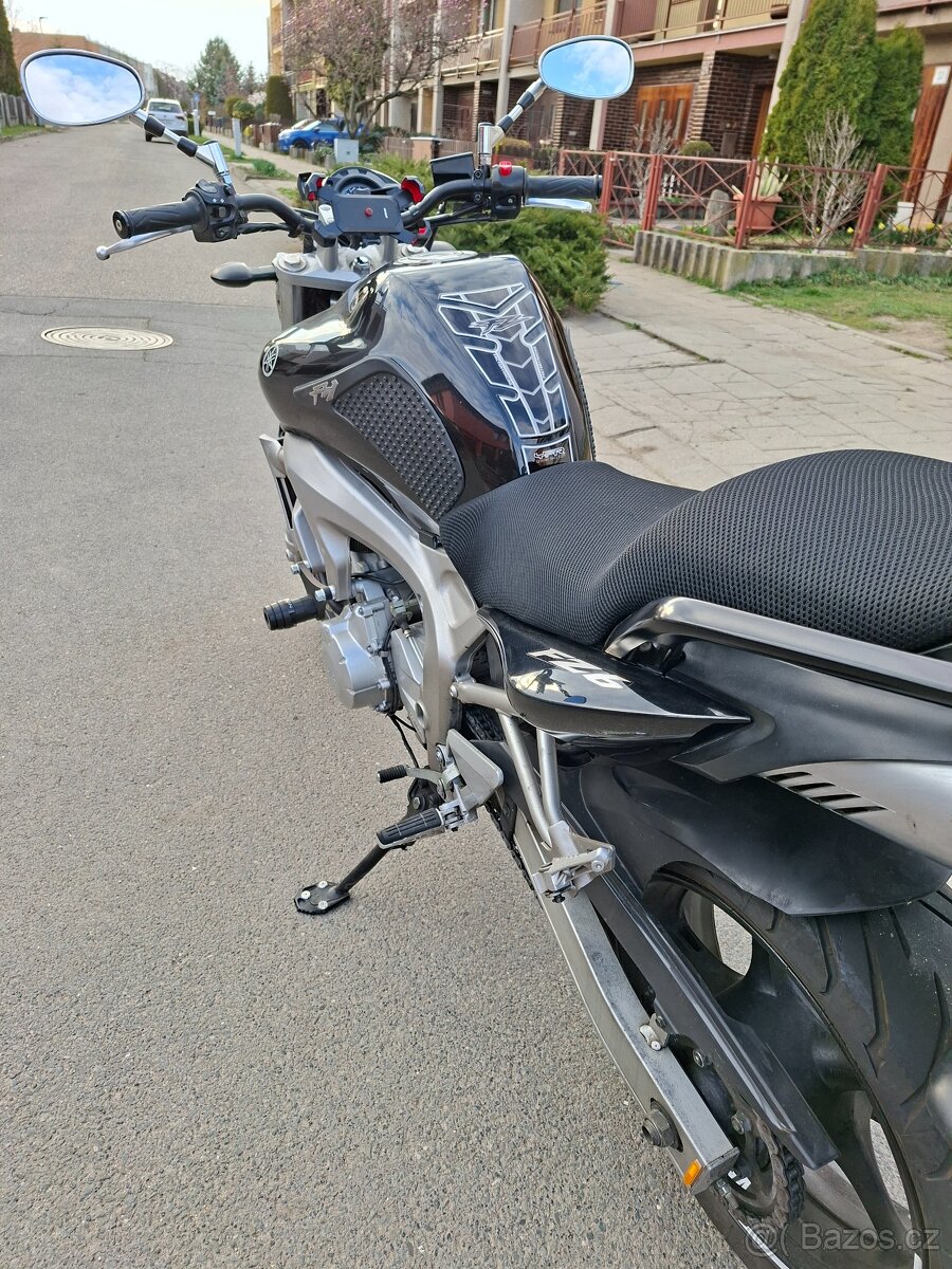 YAMAHA FZ6N 2004 - 7