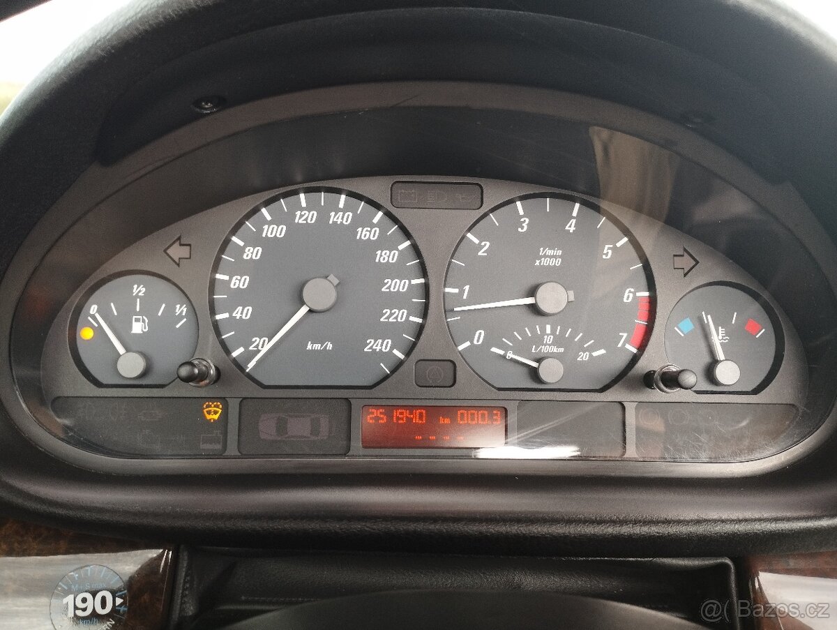 BMW 320i 105KW CABRIO - 7