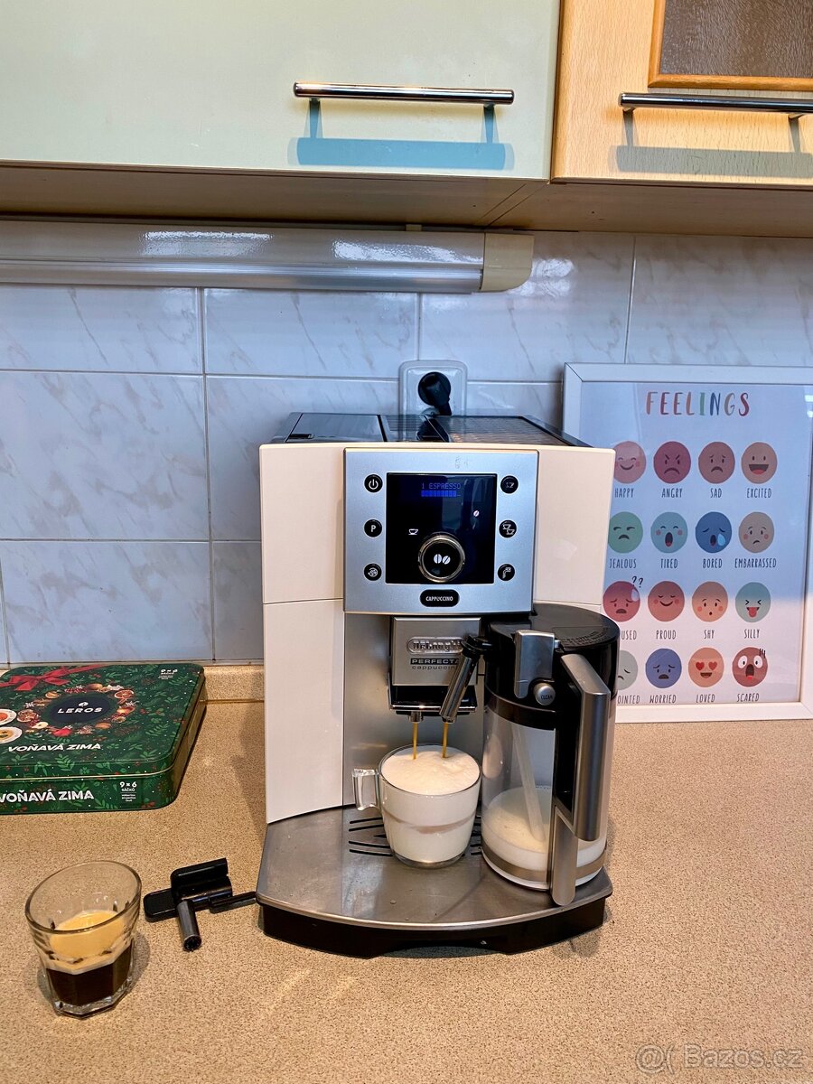 Kávovar DeLonghi Perfecta ESAM 5500 - 7