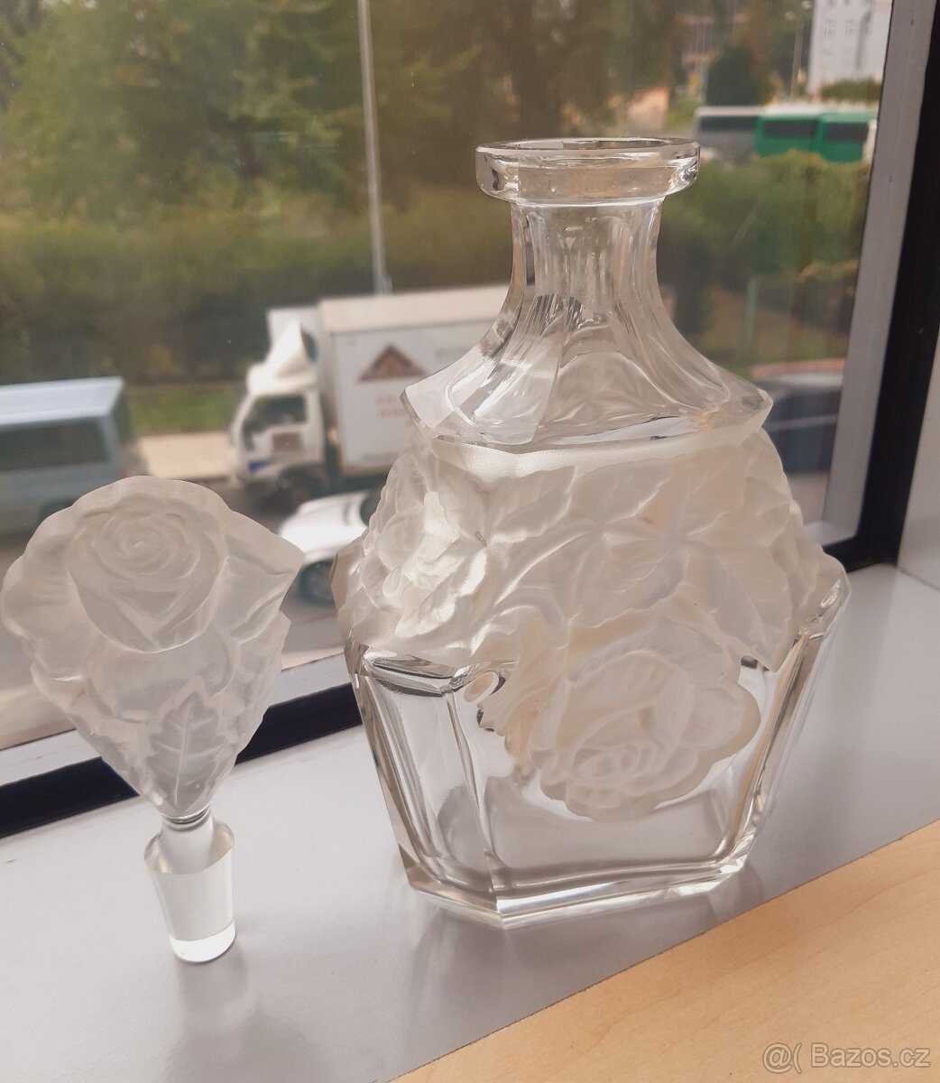 Starožitná skleněná karafa - 7