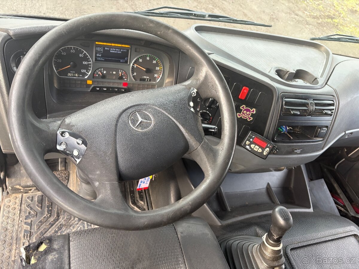 Mercedes Atego 1529,mrazák,E5 - 7