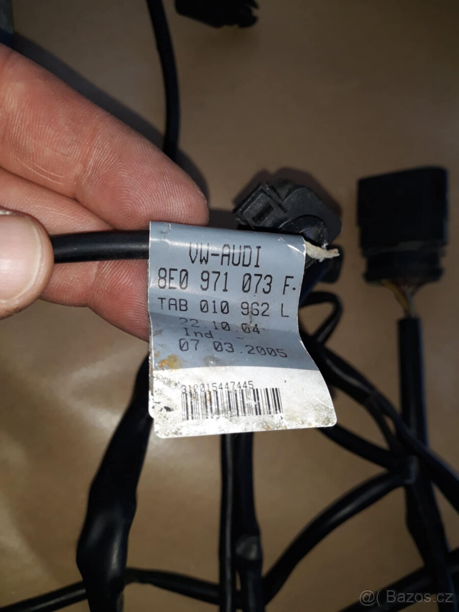 Audi A4 B7 díly - 7