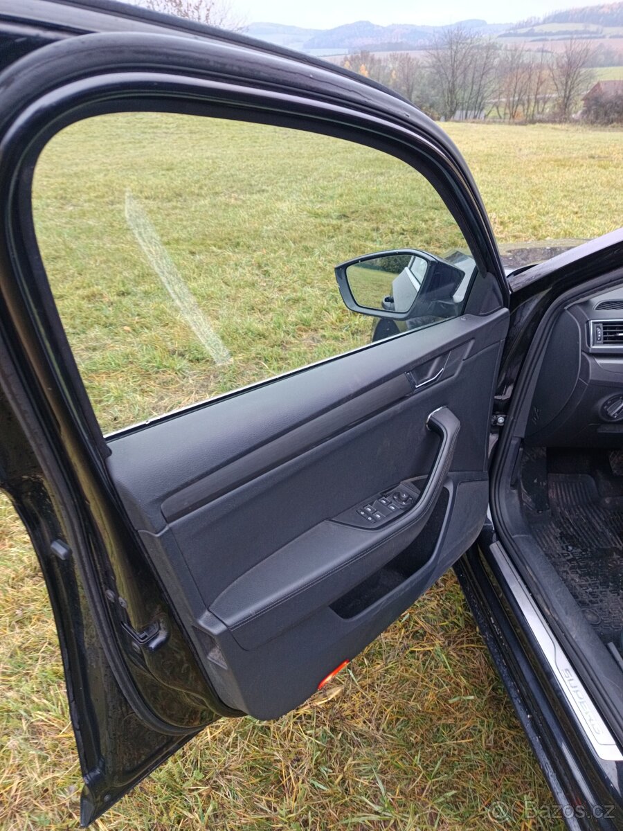 Prodám škoda Superb 2.0 TDI dsg 140 kw - 7